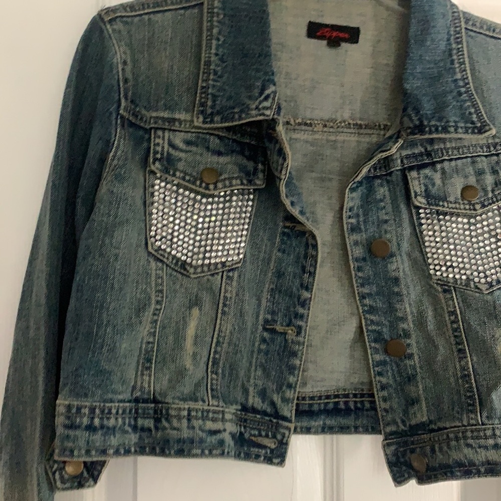 Jacket - Picture 2 of 5